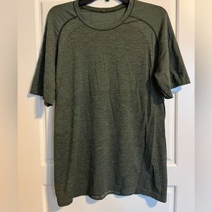 Lululemon Men’s athletic shirt